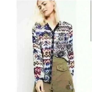 DESIGUAL Roll Tab Sleeve Aztec Pattern Crochet Button Up Blouse Women Large EUC